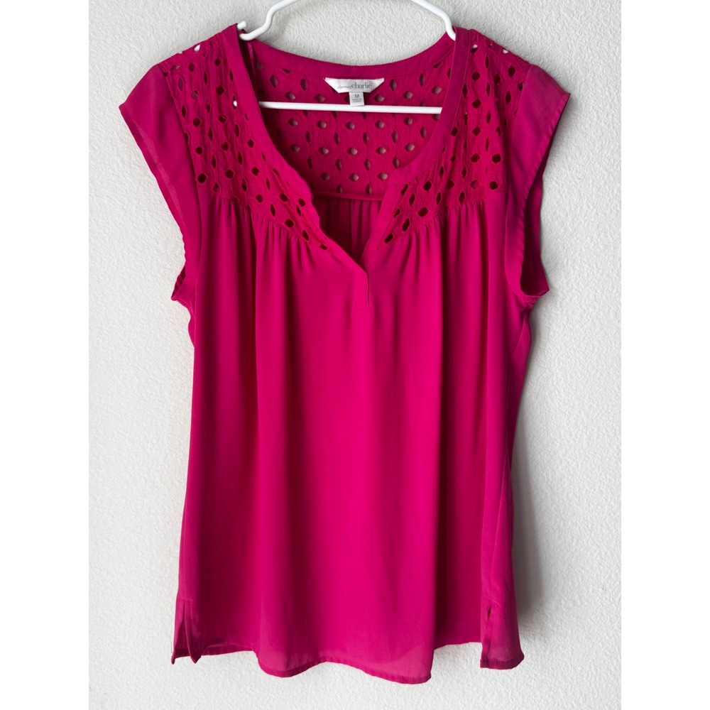 Charming Charlie Magenta Pink Eyelet Lace Yoke Split Neck Cap Sleeve Blouse M